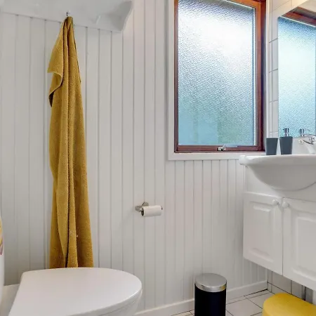 Holiday home Antoinetta - 900m From The Sea In Nw Jutland By Interhome