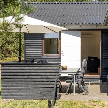 Antoinetta - 900m From The Sea In Nw Jutland By Interhome